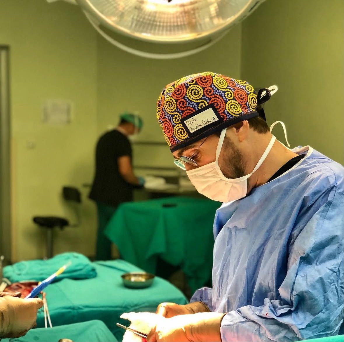 Op. Dr. İbrahim Halil Özdurak — klinikten kare 1