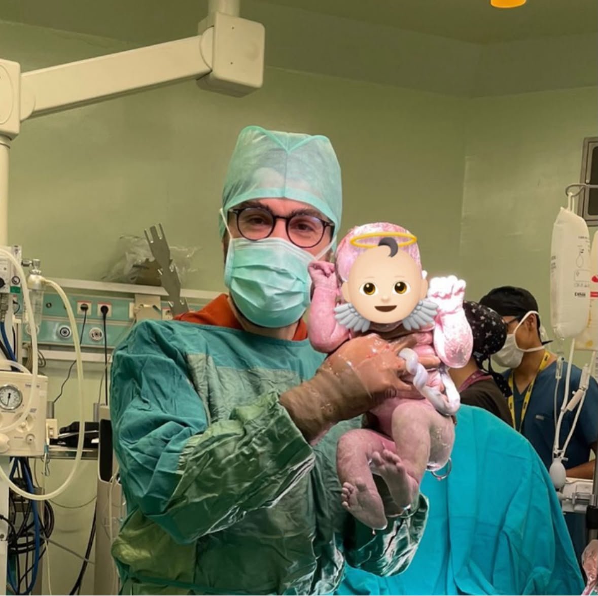 Op. Dr. İbrahim Halil Özdurak — klinikten kare 10